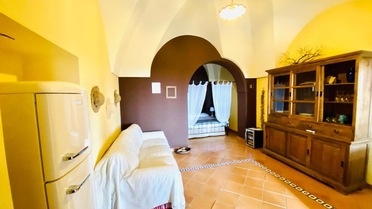 Tgi Dammusi Preziosi Apartman Scauri Kültér fotó